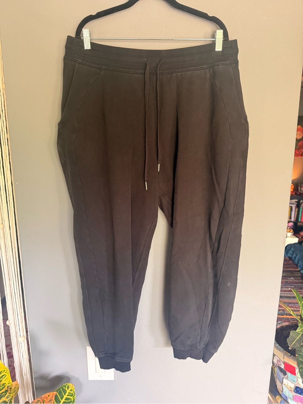 lululemon athletica Black scuba fleece TJoggers with Drawstring Waist - size 14🖤